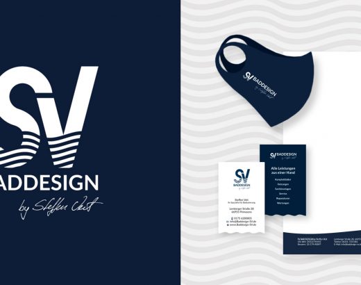 Das Logo SV Baddesign ist mit den Initialen SV aufgebaut. In den Initialen sind auf halber höhe Wellen zu sehen. Rechts vom Bild ist das passende Corporate Design für die Geschäftsausstattung umgesetzt.